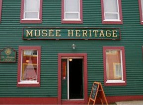 La façade verte du Musée Héritage aujourd'hui
