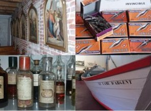 Objets des collections : tableaux religieux, flacons de pharmacie et doris